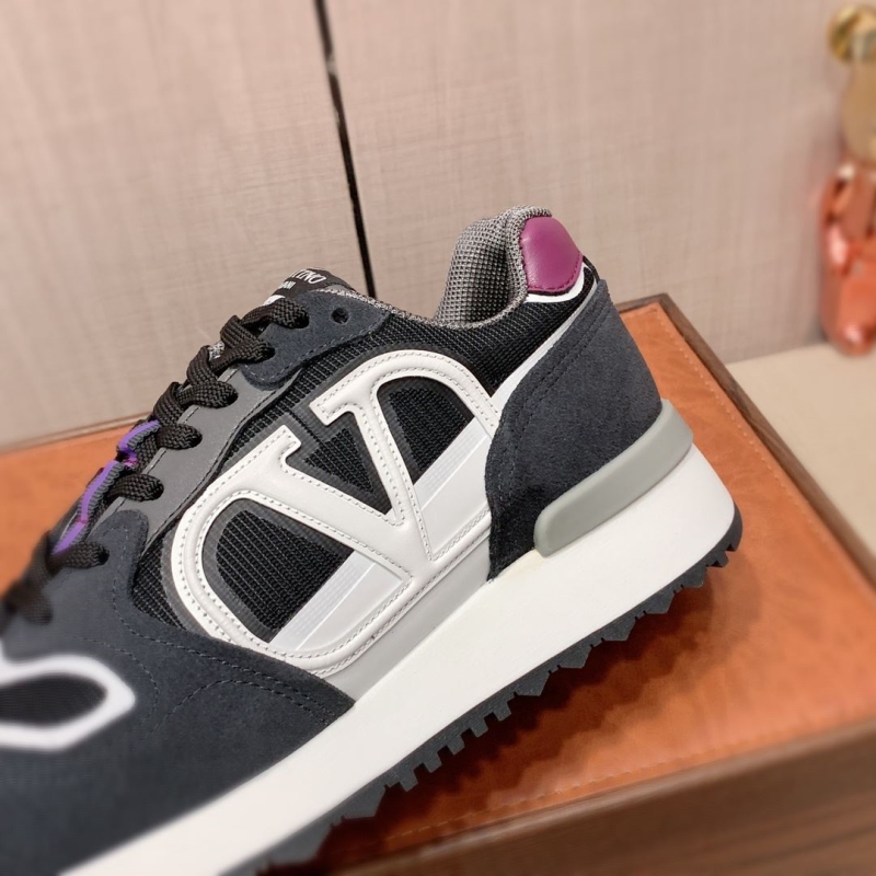 Valentino Sneakers